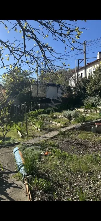 продаеться дом с земельным участком 7 соток. 26М2 ДОМ
