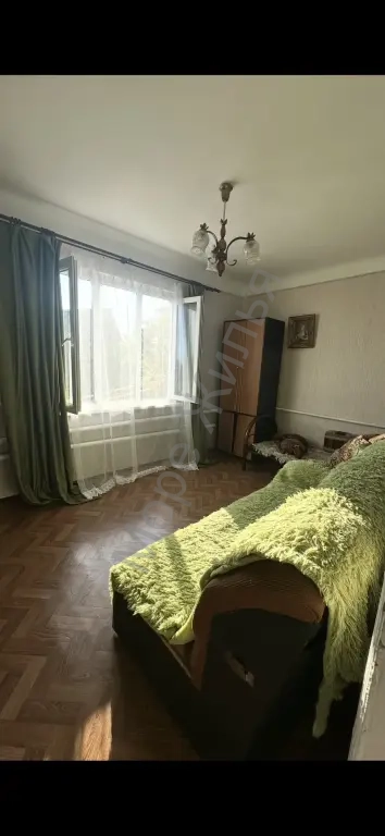 продаеться дом с земельным участком 7 соток. 26М2 ДОМ